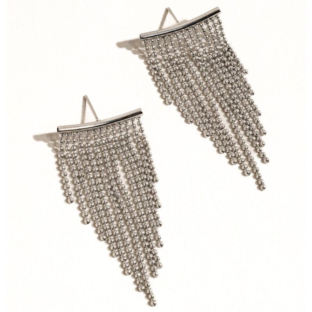 Elegant Silver Tassel Earrings M437